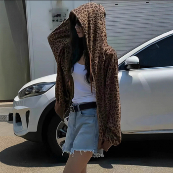 Leoparda raksta kapucētais kardigans, plaša piegriezuma, kordurojas audums, rāvējslēdzējs