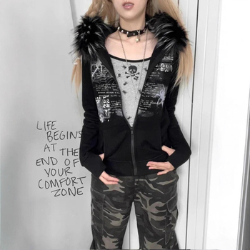 Kapucinis džemperis su kailio apykakle ir rhinestones, siauras siluetas, priekyje užtrauktukas, poliesterio audinys, retro laisvalaikio stilius