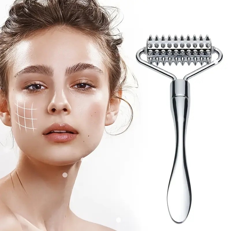 Baton metalic pentru crema de ochi cu micro-roler masaj și linguriță pentru cremă