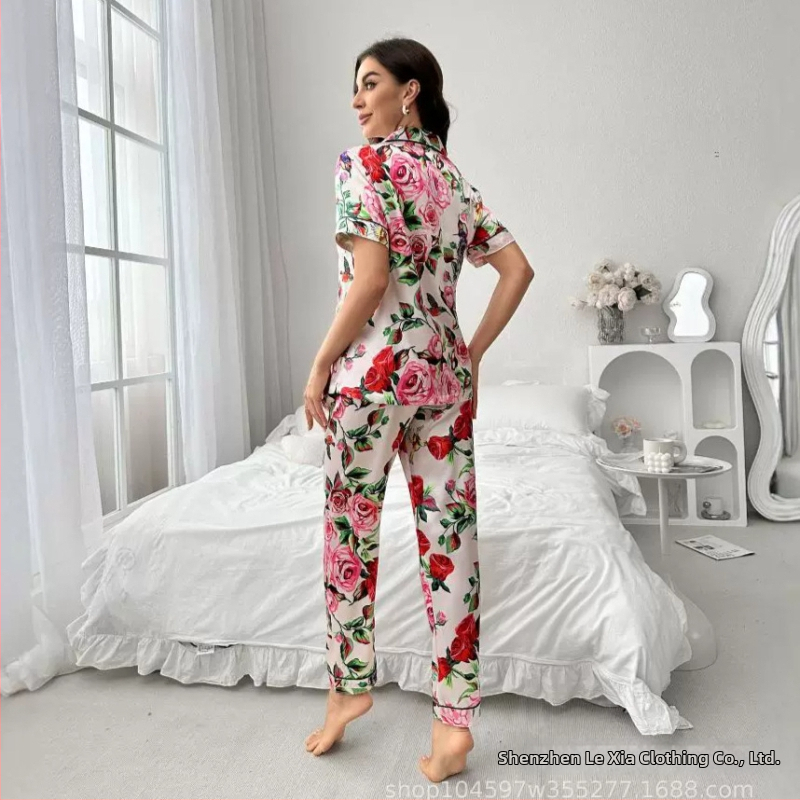 Dámsky vzorovaný pyžamový set z imitácie hodvábu, ľahký a priedušný, kardigán štýl, golier s klopou, 3/4 rukávy, nohavice