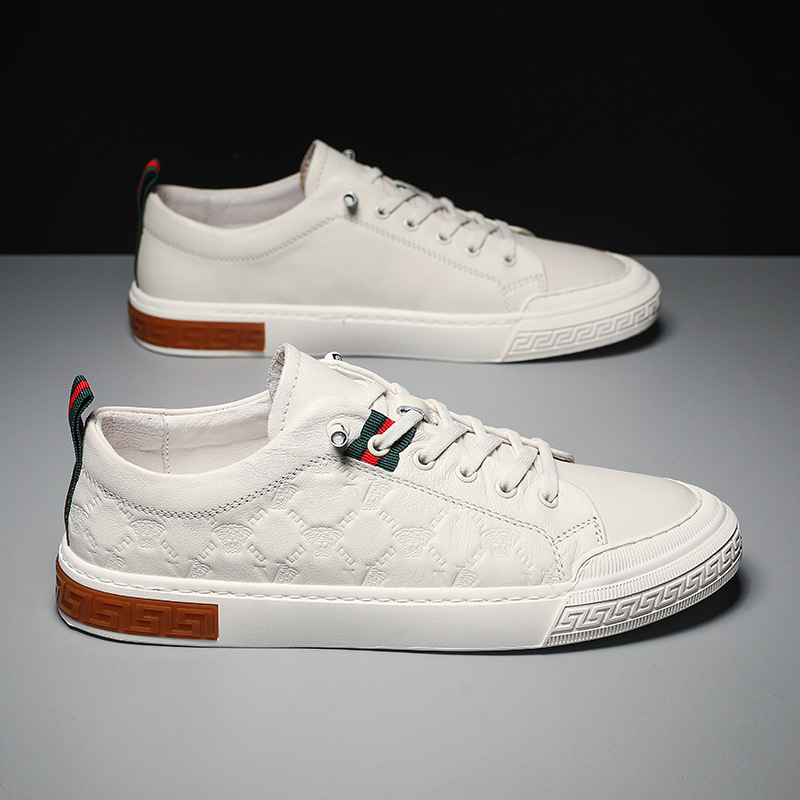 Jintaili Board Shoes: Augšējā daļa no augstākās kvalitātes ādas, Oderējums no otrās kārtas cūkas ādas, Galvaskausa raksts, Šņorēm, Unisex