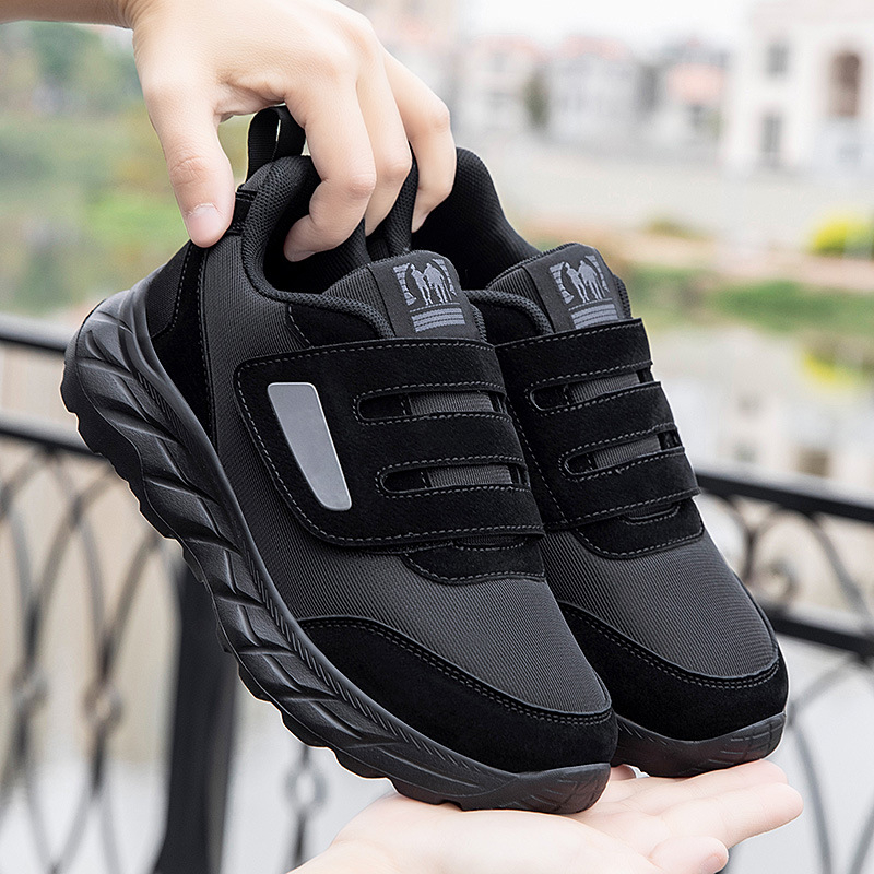 Platus dydžio moterų lauko bateliai – lengvi, drobės viršus, plokščias kulnas, smailus pirštas, vasara