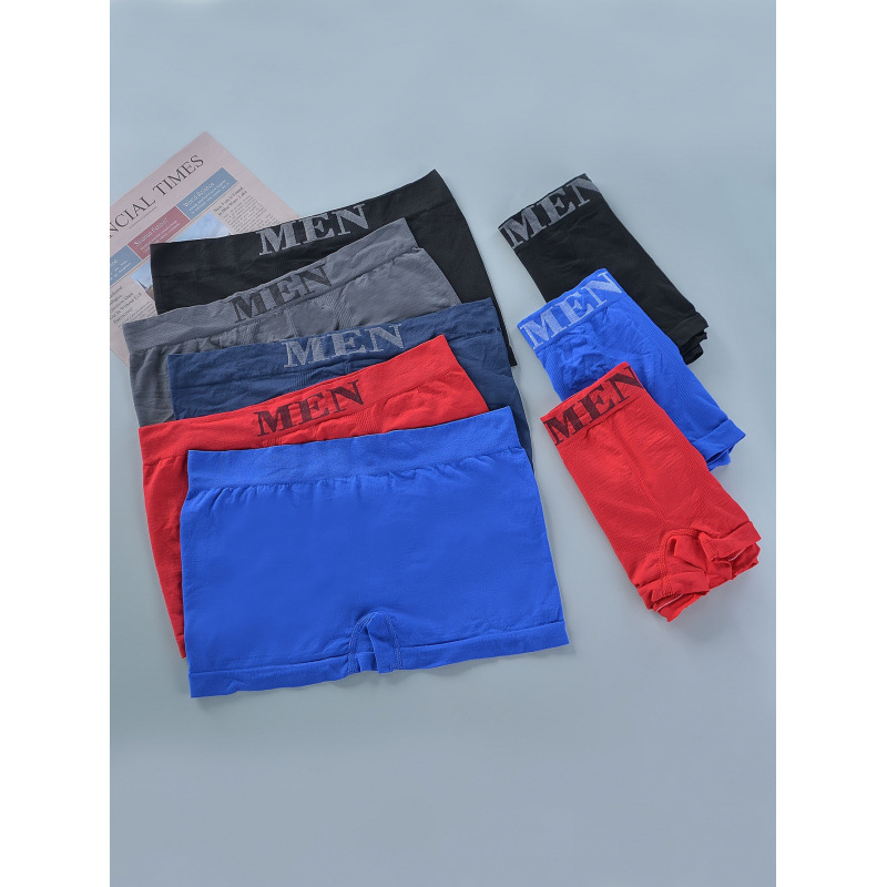 Vyriniai be siūlių, kvėpuojantys, elastūs žemo juosmens apatinių; Mitsubishi Meryl audinys, 100% akrilas; tarpklotė iš medvilnės-modalo.