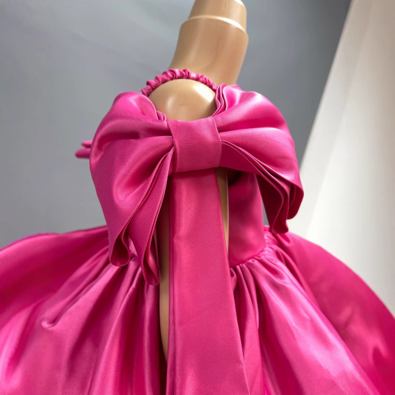 Dječja haljina za djevojčice, sladak stil; glavni materijal: poliester; podstava: poliester 40%; Tehnološke značajke tkanine: otpornost na nabor, premaz, rezanje (shearing), enzimsko pranje; za djecu 3–8 godina