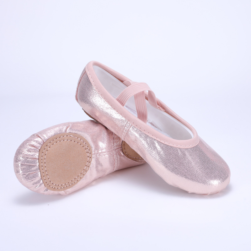 Gyerekeknek szóló balettcipő puha talppal és kristályos díszítéssel, macskamancs mintázat a klasszikus tánc gyakorlásához