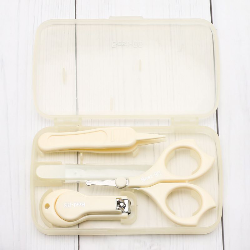 Σετ περιποίησης νυχιών μωρού – 4 τεμάχια, πλαστικό + ανοξείδωτο ατσάλι, για ηλικίες 0–6 μηνών, 3–6 ετών και 6+ ετών