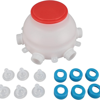 Pieninis šėrimo įrenginys kiauliukams ir avioms su spenelių buteliu