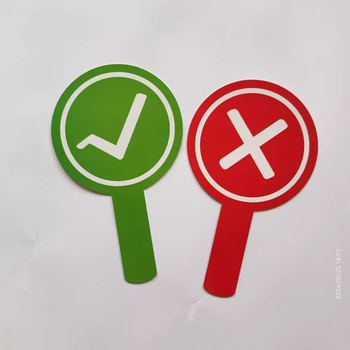 Általános iskolai oktatási segédlet: válaszkártyák kézfelemeléshez, olvasási játék, DIY lehetőség, vásárlási videó útmutató