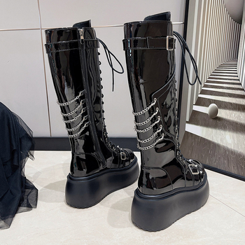 Sieviešu izjādes zābaki ar mikrošķiedras augšpusi, gumijas zoli, klinveida papēdi, augstu kāju augstumu ar šņorēm