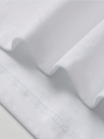 Vyriški marškinėliai su Tokijo gatvių lenktynių grafika – spauda, trumpomis rankovėmis, apvali kakla, pagrindinio audinio sudėtis 95% ir daugiau, A linijos siluetas