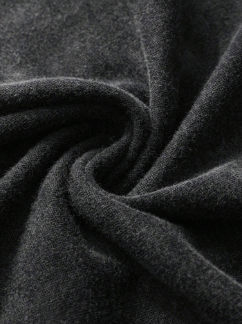 Moteriški marškinėliai su kaukolės raštu – apvali kaklo linija, Flat Cloth audinys, 36% poliesteris, 2025 m. pavasaris