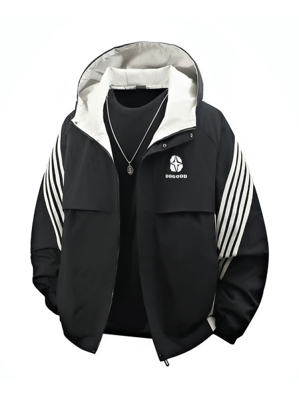 Vyrinė striukė su gobtuvu, atspari vandeniui ir vėjui, dryžių rašto, laisvo kirpimo, poliesterio audinys.