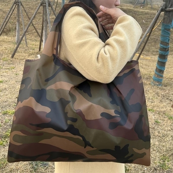 Kamufliažinė didelė unisex rankinė iš EVA medžiagos, Handbag stilius, kasdieniam naudojimui, 2025 pavasaris