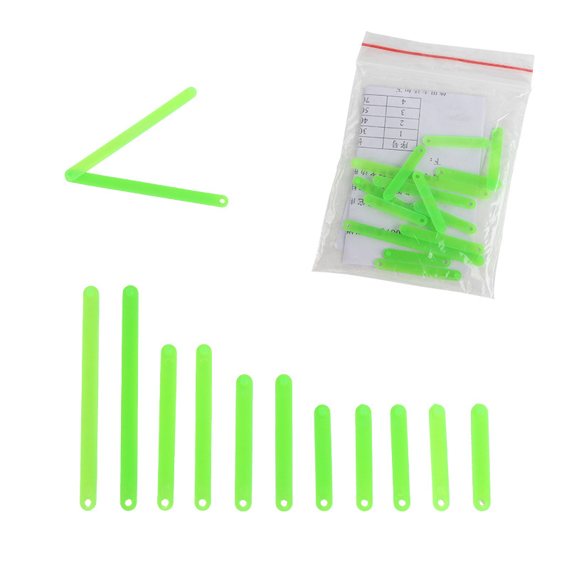 Geometrijas mācību līdzeklis: daudzstūriem savienojošas lentes, kustīgs paralelogramas rāmis, trijstūra un četrstūra attiecību demonstrācijas, no plastmasas.