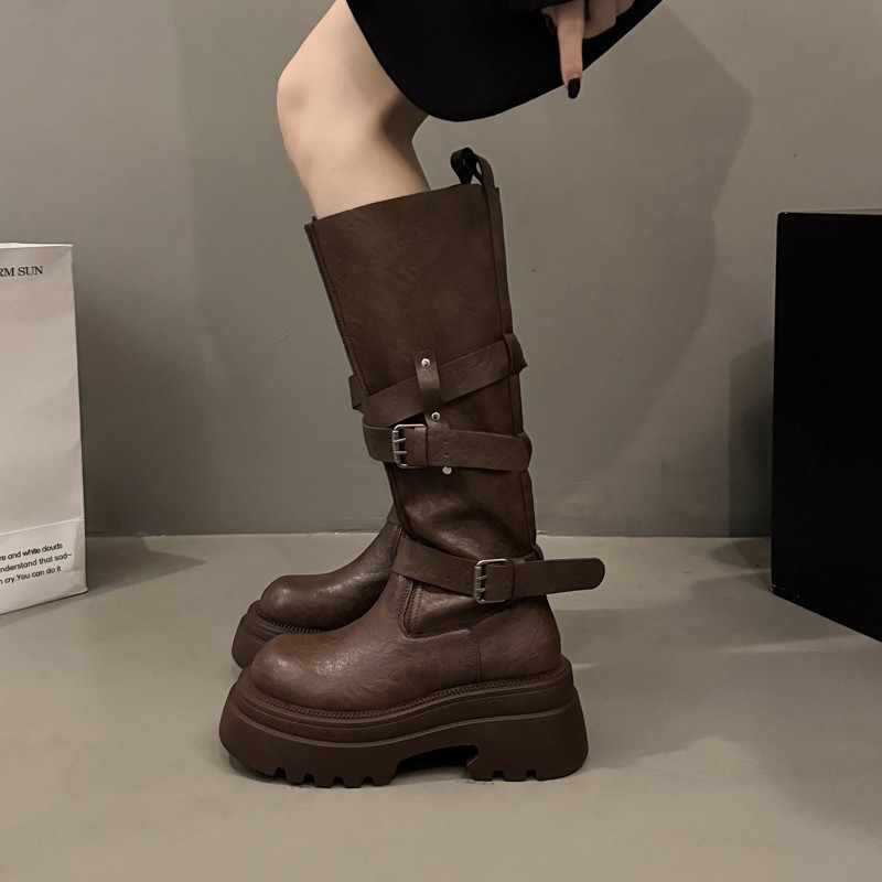 Ādas zābaki virs ceļgala sievietēm, apaļa purngala, vidējā papēža augstums 3-5 cm, iekšējā zole ar aitas vilnas integrētu