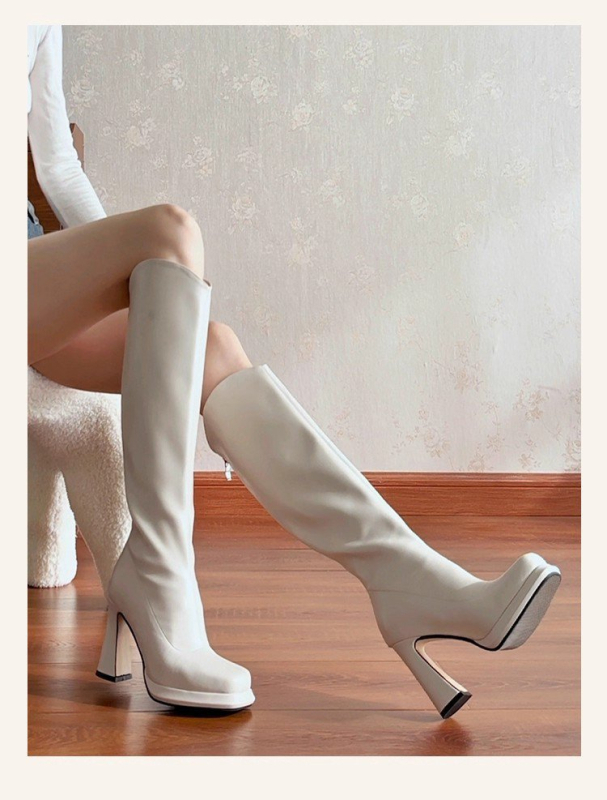 Moteriški jojimo batai — mikropluošto viršus, aukštas siluetas, europietiško–amerikietiško stiliaus, liesas kontūras