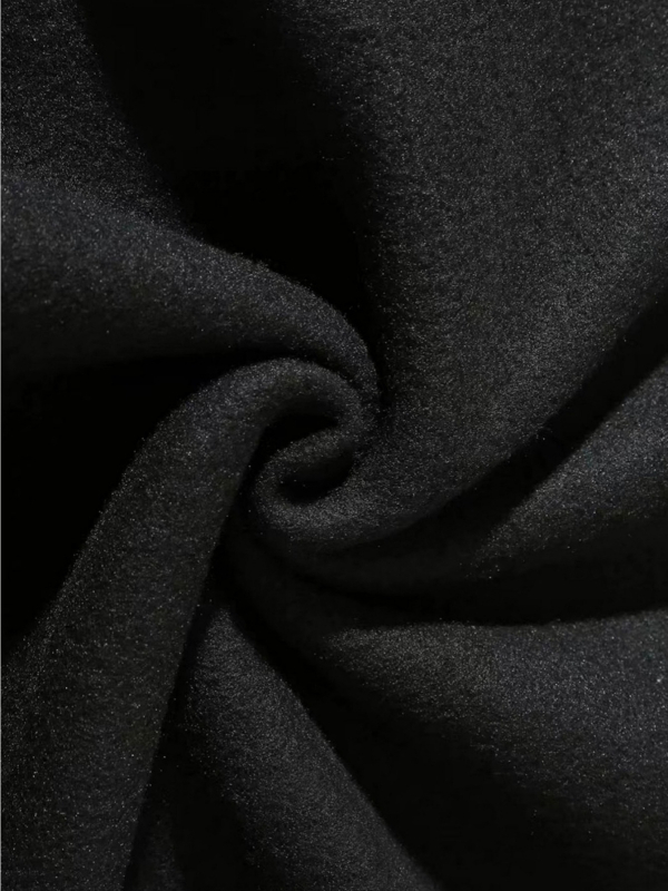 Moteriškas megztinis su gobtuvu — ilgos rankovės, apvali kaklo iškirptė, poliesteris, ruduo 2025