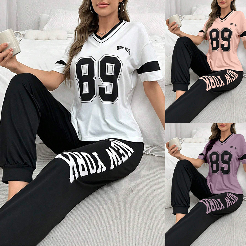 Moteriškas pižamų komplektas – Milk Silk poliesteris (95%/5% elastanas), apvalaus kaklo puloverio viršus su 3/4 rankovėmis ir kelnės, lengvas kvėpuojantis naktinis rūbas