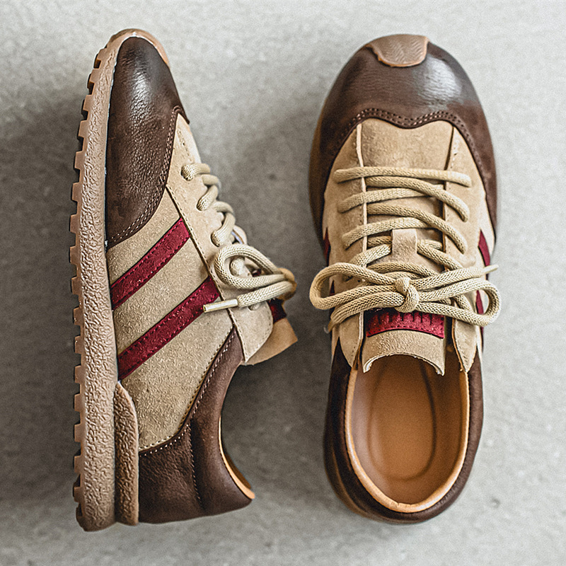 Vīriešu loaferi no pirmās kvalitātes ādas, vasarai, ar asu purnu, ar šņorēm, retro sporta stila