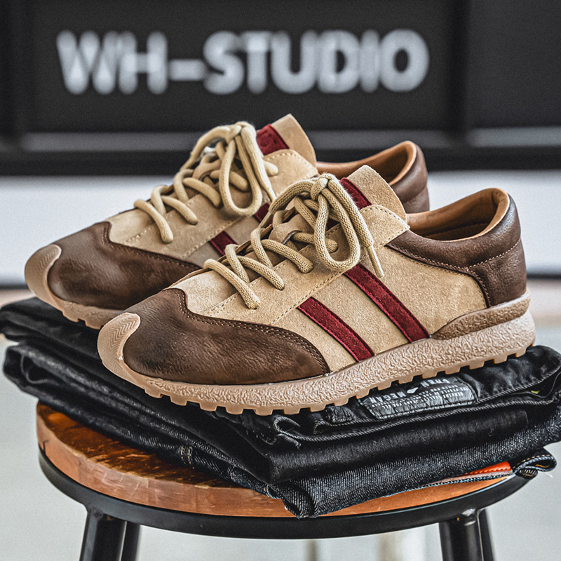 Vīriešu loaferi no pirmās kvalitātes ādas, vasarai, ar asu purnu, ar šņorēm, retro sporta stila