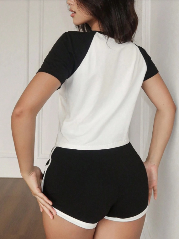 Moterų dviejų dalių kelnių kostiumas sportiniam stiliui, patchwork dizainas, 3/4 rankovės, poliesterio ir spandexo mišinys (95% poliesterio, iki 30% spandekso), vasaros 2025 leidimas