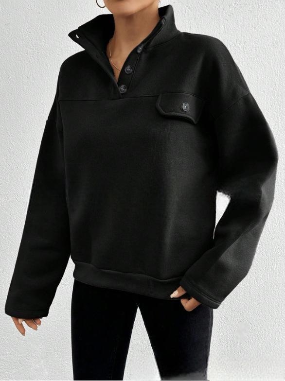 Sieviešu hoodie jaka ar stāvošu apkakli, priekšējās pogas, garas piedurknes, brīvs siluets, patchwork dekors, bieza flīsa audums, rudens 2025