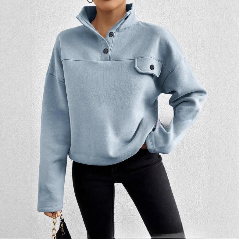 Sieviešu hoodie jaka ar stāvošu apkakli, priekšējās pogas, garas piedurknes, brīvs siluets, patchwork dekors, bieza flīsa audums, rudens 2025