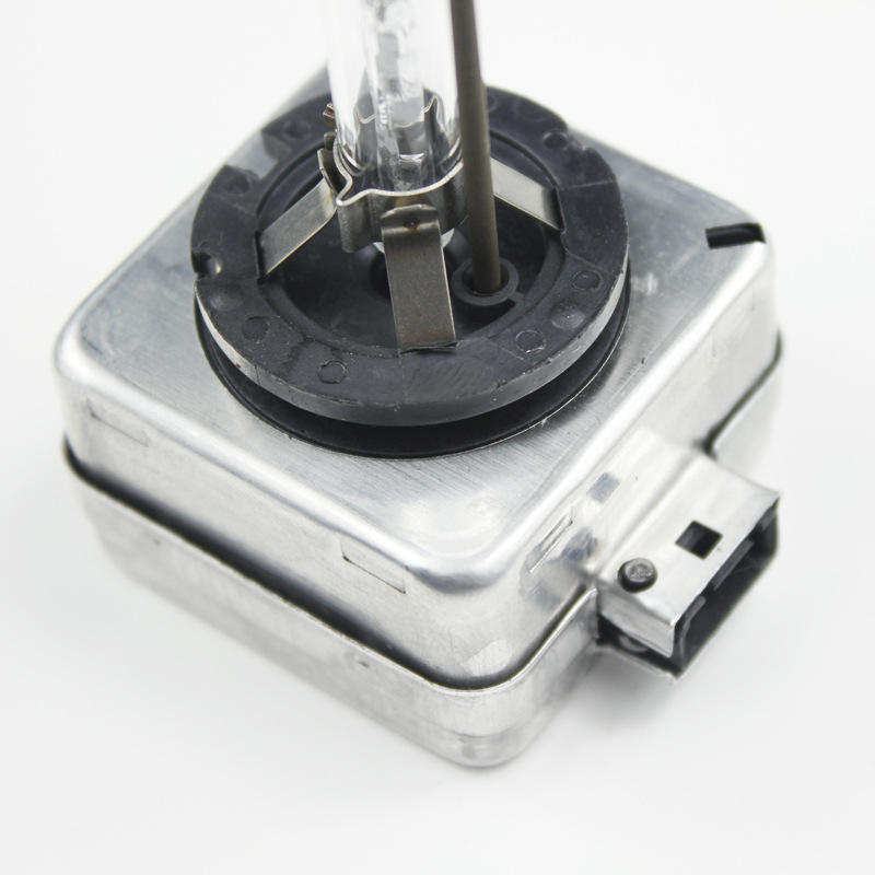 D1S Xenon auto prednje svjetlo s željeznim nosačem (Model: D1S, Izvor svjetla: Xenon, Snaga: 35W, Napon: 9-24V, IP67)