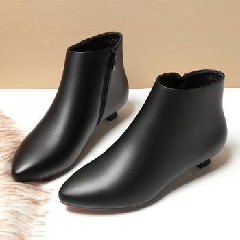 Sieviešu mikrošķiedras īsas zābaki, korejas stila, asas purns, 3–5 cm plata papēdis, sānu rāvējslēdzējs, mākslīgā kažokāde iekšējā oderē