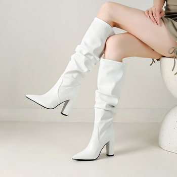 Sieviešu fringes zābaki līdz vidējai gāsei, zems papēdis 1–3 cm, PU augšdaļa, retro stils, slip-on