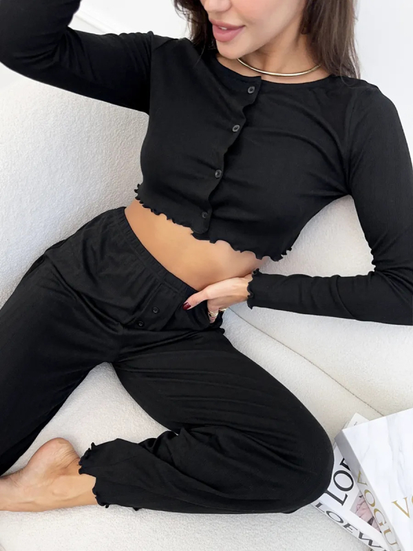 Kokvilnas trikotāžas komplekts ar garām piedurknēm un biksēm, vidēja biezuma 201–250 g/m², apaļš kakla izgriezums, rudens-ziema