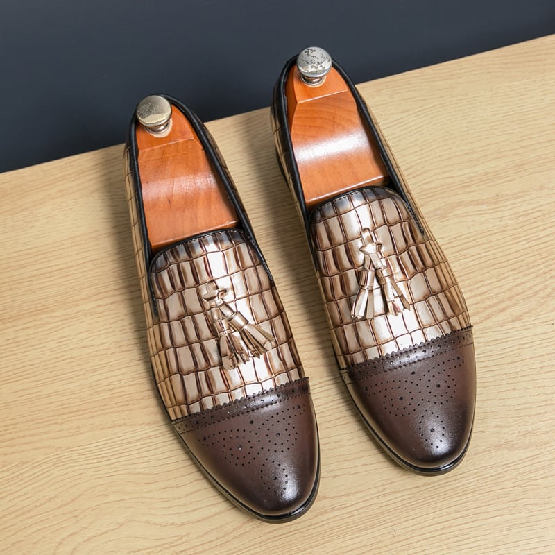 Ανδρικά casual δερμάτινα παπούτσια με μυτερό δάχτυλο, χαμηλό ύψος, PU επάνω, καουτσούκ σόλα