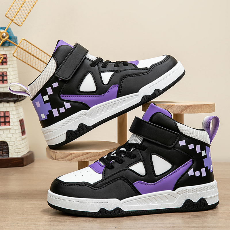 Bērnu skeita kurpes, vidēja augstuma, virsma no sintētiskas ādas, zole PVC, Velcro aizdare, pretslīdes un izturīgas pret nolietojumu