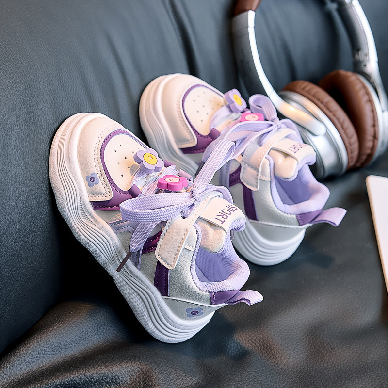 Bērnu zemie sporta apavi, Korejas stilā, mīksta zole, pretslidēšana, elpojoši, Velcro aizdare, karikatūru dizains, vecums 4–12 gadi