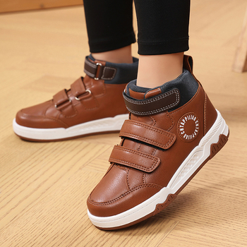 Chlapčenské tenisky s vysokým zvrškom | PU zvršok, gumová podrážka, zapínanie na suchý zips, nepremokavé a protišmykové (PU zvršok, gumová podrážka, zapínanie na suchý zips, nepremokavé, protišmykové)