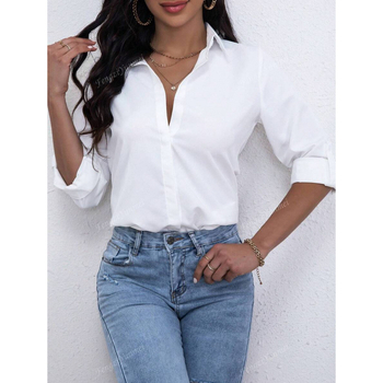 Moteriški marškiniai su sagomis - lininis audinys, keturių krypčių elastumas, platus išsiskleidęs apykaklė, 3/4 rankovės, siauras kirpimas