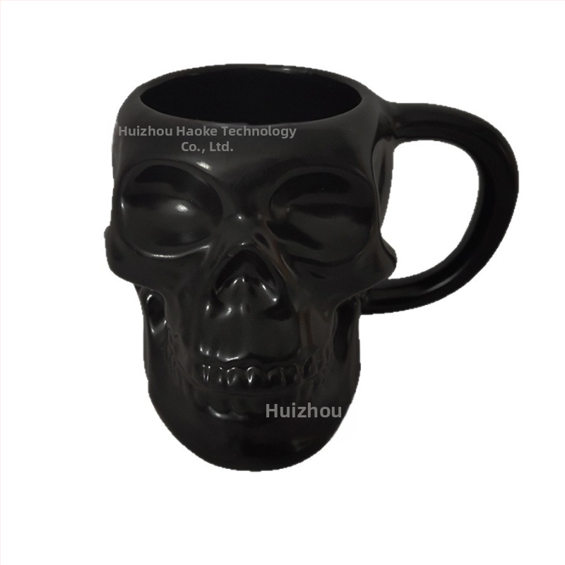 Керамична чаша с череп, Хелоуин тематика, опакована в хартиена кутия за подарък, подходяща за бизнес подаръци