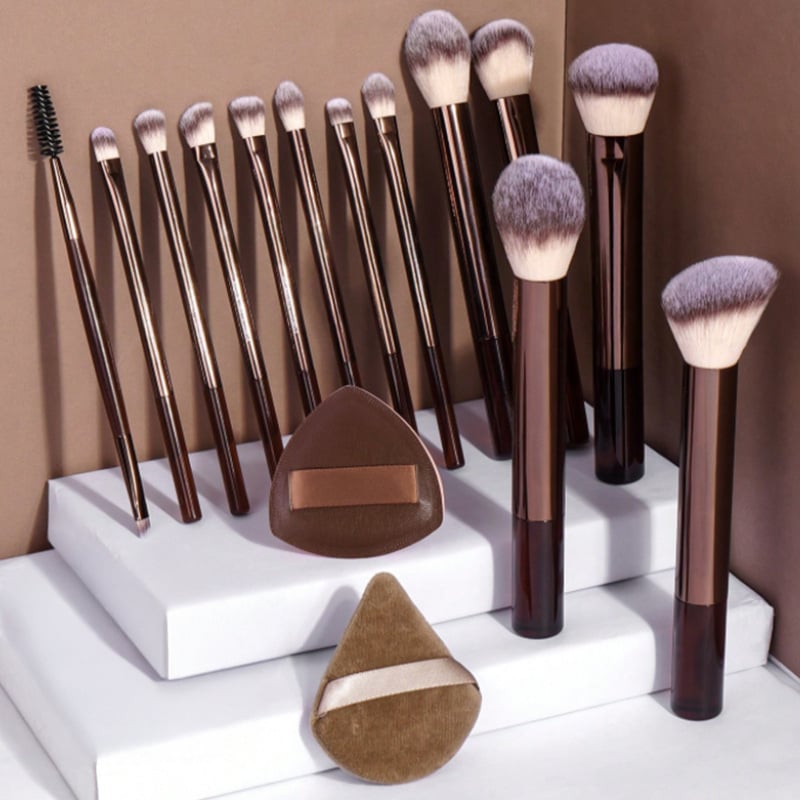 Makeup otu komplekts - 13 otu ar alumīnija rokturiem un syntētiskām šķiedrām, maciņš iekļauts, 2 pūderi ar cushion tipa