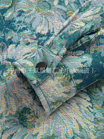 Férfi dzseki hosszú ujjú, lehajtott gallér, virágos minta, 100% poliészter, őszi 2025 kiadás