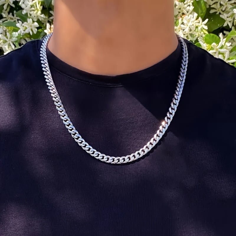 Vyrų nerūdijančio plieno kaklo grandinė su kubano tipo grandine, geometrinis dizainas, 30 g, 2025 m. pavasaris