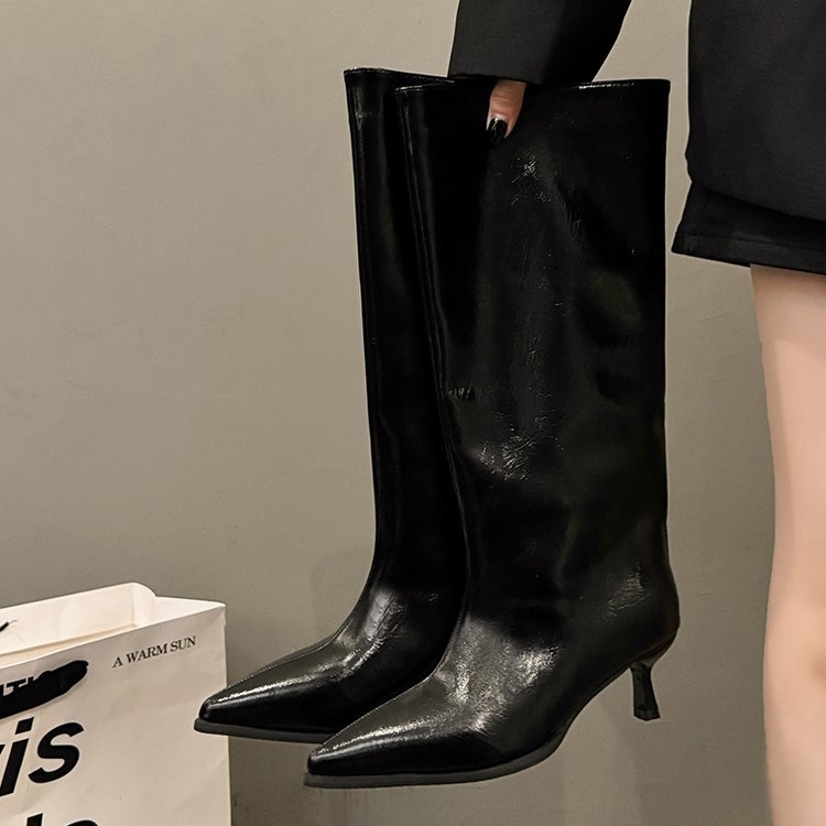 Sieviešu zābaki ar asu purngalu, augsti kāju augums, plāns papēdis, 3–5 cm papēža augstums, PU augšdaļa