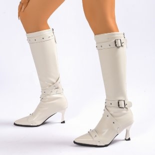 Zābaki ar pūdelēm, īsta āda, augsts kāju augšdaļas augstums, mugurējais rāvējslēdzējs, gumijas zole