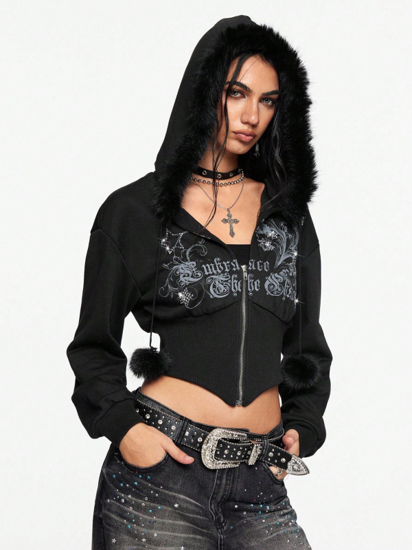 Sieviešu kapucēta jaka ar rāvējslēdzēju priekšā, rhinestone uzraksts ar burtiem, brīvs piegriezums, poliestera audums, garums 50–65 cm, 2025. gada rudens.