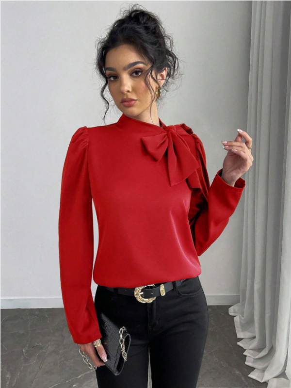 Krekliņa ar garām piedurknēm, šalles apkakle, brīvs siluets, poliestera-spandeksa maisījums, vienkāršs raksts