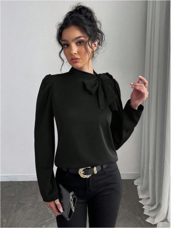 Krekliņa ar garām piedurknēm, šalles apkakle, brīvs siluets, poliestera-spandeksa maisījums, vienkāršs raksts