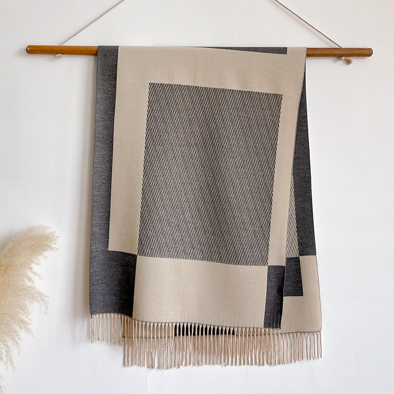 Šalikas – warp-knitting, šilumos išsaugojimas, žiema, poliesterio pluoštas, Jacquard