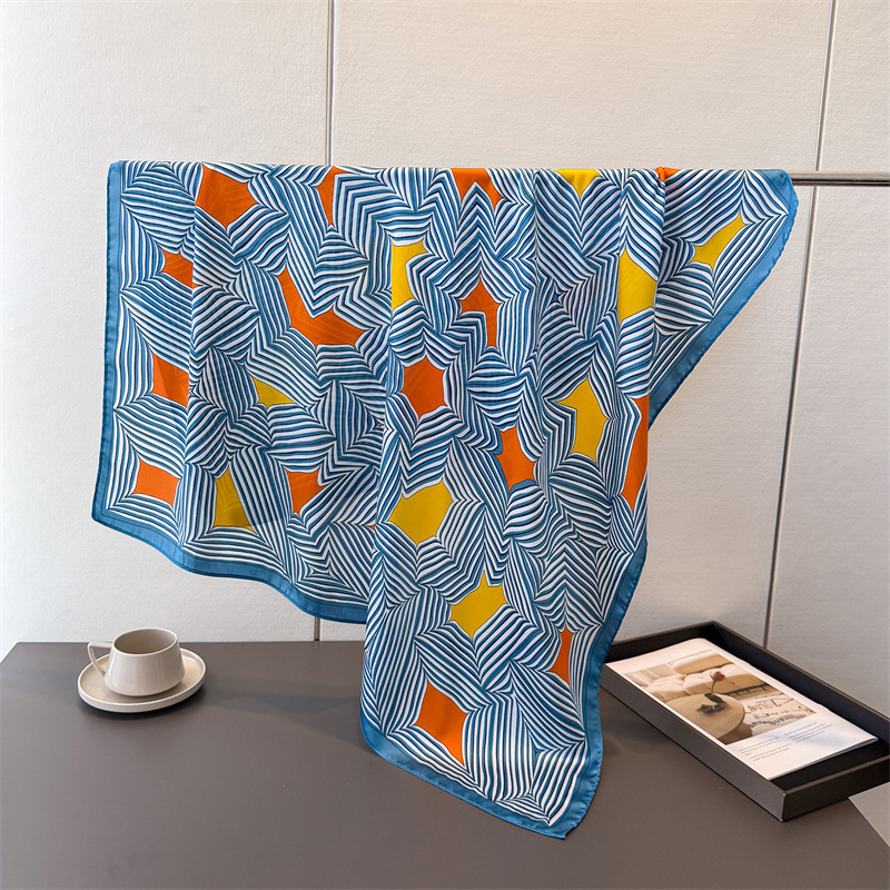 Didelis kvadratinis šalikas, 100% poliesteris, paprasta audimo kryptis, spauda, miesto kasdienis stilius, ruduo 2025