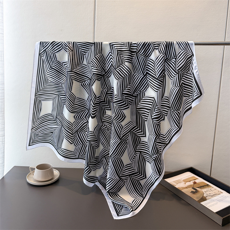 Didelis kvadratinis šalikas, 100% poliesteris, paprasta audimo kryptis, spauda, miesto kasdienis stilius, ruduo 2025