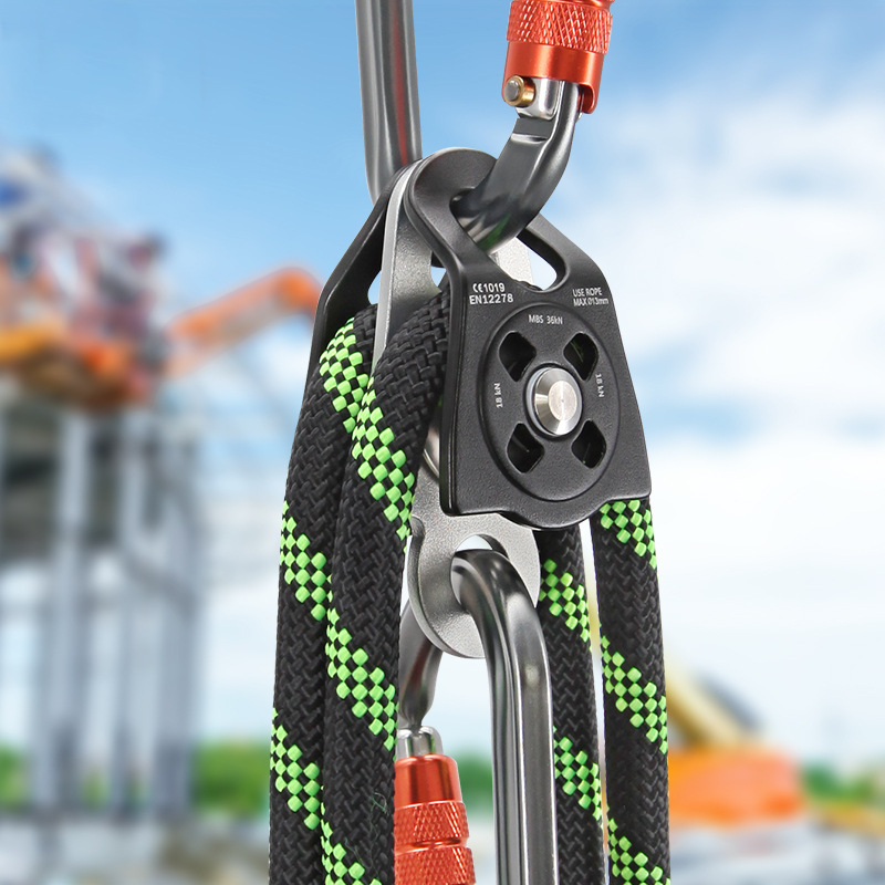 Panou lateral cu tambur dublu pentru lucru la înălțime — set de role pentru alpinism, cățărare și zipline (Brand: Relay Special Security; Cod produs: 195; Cutie: 50 buc.)