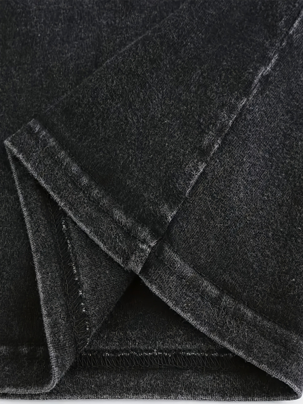 T-krekls ar apļu kaklu, brīvs piegriezums, 100% kokvilna, galvaskausa zīmējums